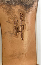 Load image into Gallery viewer, Authentic Salvatore Ferragamo Womens Cream Leather Loafer Flats Size 8.5 2A