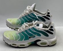 Load image into Gallery viewer, Authentic Nike Womens Air Max Plus TN Green White Sneaker Shoes Size 9.5 Stained