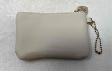 Load image into Gallery viewer, Juicy Couture Womens Cream Gold Heart Charm Mini Coin Wallet