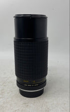 Load image into Gallery viewer, Quantaray Auto Zoom 80-200mm 1:38 Macro Black Portable Camera Lens