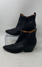 Load image into Gallery viewer, Indigo Rd. Womens Black Leather Side Zip Pointed Toe Ankle Booties Size 7M