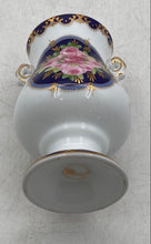 Load image into Gallery viewer, Presentti Italy Style Gold Collection Fine Porcelain Floral Vase Collectible