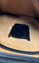 Load image into Gallery viewer, Unbranded Womens Black Leather Detachable Strap Inner Divider Crossbody Handbag