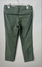 Load image into Gallery viewer, Old Navy Womens Green Pixie Flat Front Straight Leg Chino Pants Size 6