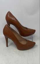 Load image into Gallery viewer, BCBGeneration Womens Brown Leather Slip-On Stiletto Pump Heels Size 9M