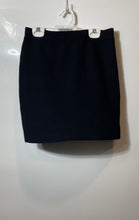 Load image into Gallery viewer, Forever 21 Womens Black Elastic Waist Ribbed Knitted Pull-On Mini Skirt Size M