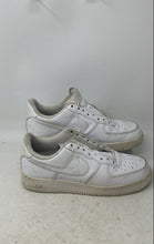 Load image into Gallery viewer, Nike Mens Air Force 1 '07 CW2288-111 White Low Top Sneaker Shoes Sz 8 No Insole
