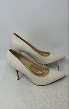 Load image into Gallery viewer, Nine West Womens Gemmha Beige Pointed Toe Slip-On Pump Heels Size 9