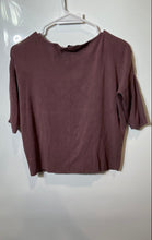 Load image into Gallery viewer, Express Womens Vino Purple Short Sleeve Round Neck Ribbed Blouse Top Size XS