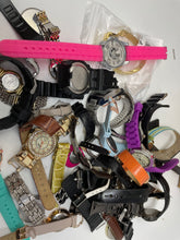 Load image into Gallery viewer, Assorted Watches Box 3 Lbs. + 1.3 oz