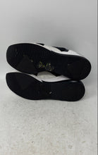 Load image into Gallery viewer, Michael Kors Womens Geena HJ22E White Black Slip-On Sneaker Shoes Size 8.5M