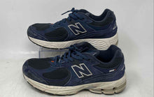 Load image into Gallery viewer, New Balance Boys 2002R GC2002NV Blue White Lace-Up Low Top Running Shoes Size 7M