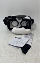 Load image into Gallery viewer, VR Shinecon White Foldable 3D Glasses Virtual Reality Headset In Box Not Tested
