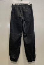 Load image into Gallery viewer, Express Womens Black Pockets Flat Front Tapered Leg Trouser Pants Size 4