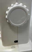 Load image into Gallery viewer, Singer White Lockstitch Battery-Operated Sewing Machine With Foot Pedal Untested