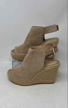 Load image into Gallery viewer, Kenneth Cole Womens Olivia Light Brown Wedge Heel Espadrille Sandals Size 7.5