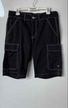Load image into Gallery viewer, True Religion Mens Black Flat Front Belt Loops Button Cargo Shorts Size 32