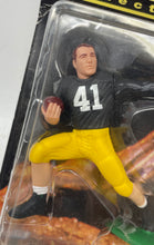 Load image into Gallery viewer, Kenner Starting Lineup 1998 Heisman Glenn Davis Action Figure Factory Sealed