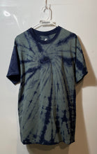 Load image into Gallery viewer, Nike Mens Max 90 Gray Blue Hasta Tie Dye Short Sleeve Pullover T-Shirt Size S