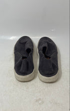 Load image into Gallery viewer, Steve Madden Womens Dean Gray Suede Slip-On Low Top Sneakers Shoes Size 7.5