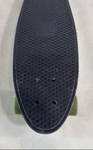 Load image into Gallery viewer, Hurley Cruiser Multicolor Sporting Pennyboard Manual Mini Skateboard For Kids
