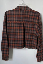 Load image into Gallery viewer, Forever 21 Womens Brown Black Plaid Long Sleeve Cropped Button-Up Shirt Size L