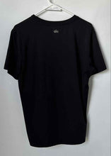 Load image into Gallery viewer, Alo Mens Black Short Sleeve Crew Neck Pullover T-Shirt Size Medium