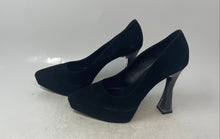 Load image into Gallery viewer, Vince Camuto Womens Slaytia Black Suede Slip-On Spool Pump Heels Size 8 M