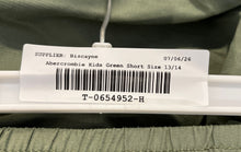 Load image into Gallery viewer, Abercrombie Kids Boys Green Elastic Waist Drawstring Cargo Shorts Size 13/14