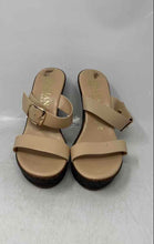 Load image into Gallery viewer, Italian Shoemakers Womens Brown Open Toe Wedge Platform Sandals Size 7.5