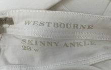 Load image into Gallery viewer, Authentic Burberry Brit Womens White Light Wash Denim Skinny Leg Jeans Size 28