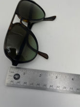 Load image into Gallery viewer, Ray-Ban Unisex Havana Aviator Sunglasses RB4125 Cats 5000 Green Gradient (NCL)
