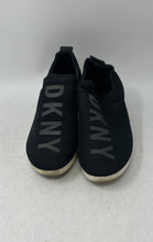 Load image into Gallery viewer, DKNY Womens Angie Black White Slip-On Low Top Sneakers Shoes Size 6.5 M