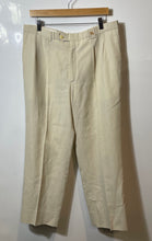 Load image into Gallery viewer, Authentic Burberrys Mens Light Beige Pleated Pockets Dress Pants Size L EUR 50