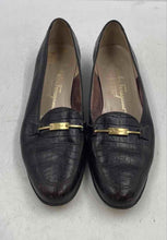 Load image into Gallery viewer, Authentic Salvatore Ferragamo Womens Brown Loafers Shoes Size 8 AA Damaged