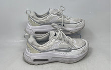 Load image into Gallery viewer, Nike Womens Air Max Bliss White Round Toe Lace-Up Sneaker Shoes Size 6.5