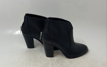 Load image into Gallery viewer, Vince Camuto Womens Fralina Black Leather Block Heel Ankle Booties Size 5 M