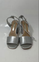 Load image into Gallery viewer, Audrey Brooke Womens Silver Leather Block Heel Ankle Strap Sandals Size 7M