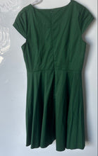 Load image into Gallery viewer, Bbonlinedress Womens Green Cap Sleeve Back Zip Fit & Flare Dress Size XL W/ Tag