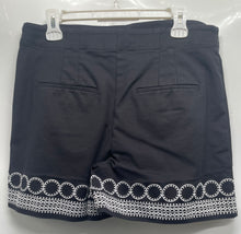 Load image into Gallery viewer, Ann Taylor Womens Black White Embroidered Side Zip Bermuda Shorts Size 12