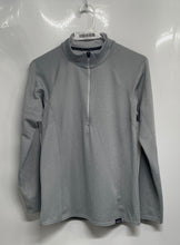 Load image into Gallery viewer, Patagonia Womens Gray Capilene Baselayer Midweight 1/2 Zip Activewear Top Size S