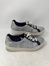 Load image into Gallery viewer, Michael Kors Mens Blue White Low Top Round Toe Lace-Up Sneaker Shoes Size 11.5M