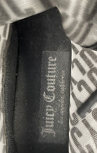 Load image into Gallery viewer, Juicy Couture Womens Jorgia Black White Monogram Round Toe Sneaker Shoes Sz 9.5