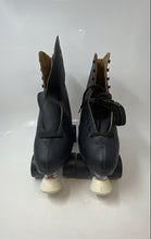 Load image into Gallery viewer, Chicago Skates Mens Black Leather Lace-Up Ankle Roller Skates Size 8