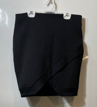 Load image into Gallery viewer, Express Womens Black Textured Asymmetrical Hem Straight & Pencil Skirt Size S