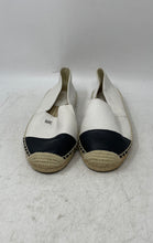 Load image into Gallery viewer, Michael Kors Womens White Black Colorblock Slip-On Espadrille Flats Size 6.5M