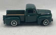Load image into Gallery viewer, Road Legends 1948 Ford F-1 Green Diecast Pickup Truck Model Decorative Car