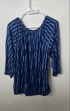 Load image into Gallery viewer, Michael Kors Womens Blue Printed 3/4 Sleeve Round Neck Blouse Top Size M