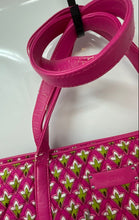 Load image into Gallery viewer, Vera Bradley Womens Pink White & Green Geometric Print Trimmed Vera XL Tote Bag