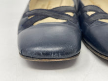 Load image into Gallery viewer, Authentic Salvatore Ferragamo Womens Lais Black Block Pump Heels Size 6B Damaged